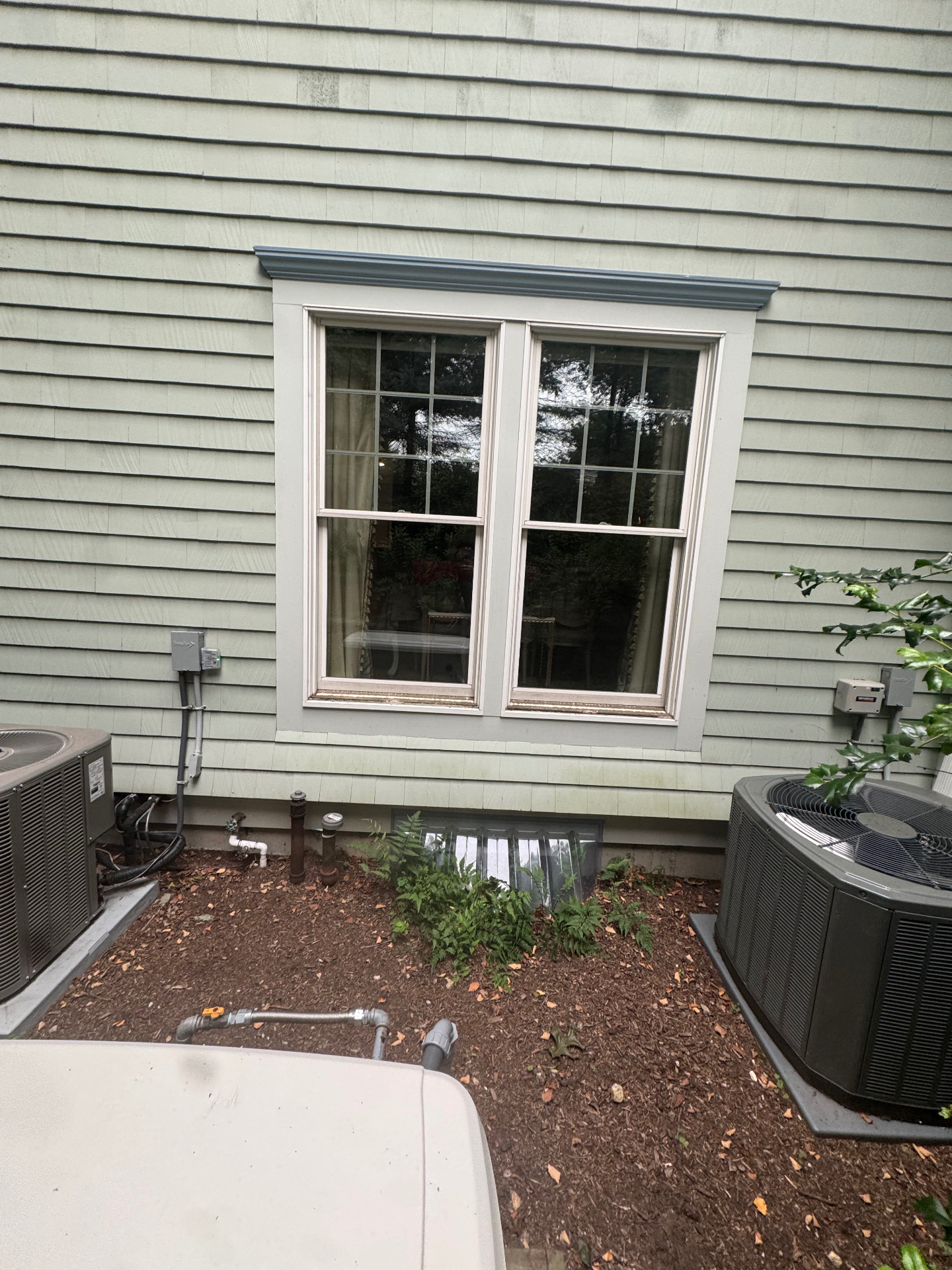 Horizon Exterior Cleaning Full Window Refresh in Connecticut — Before
